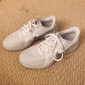 Womens Nike Flex Sneaker